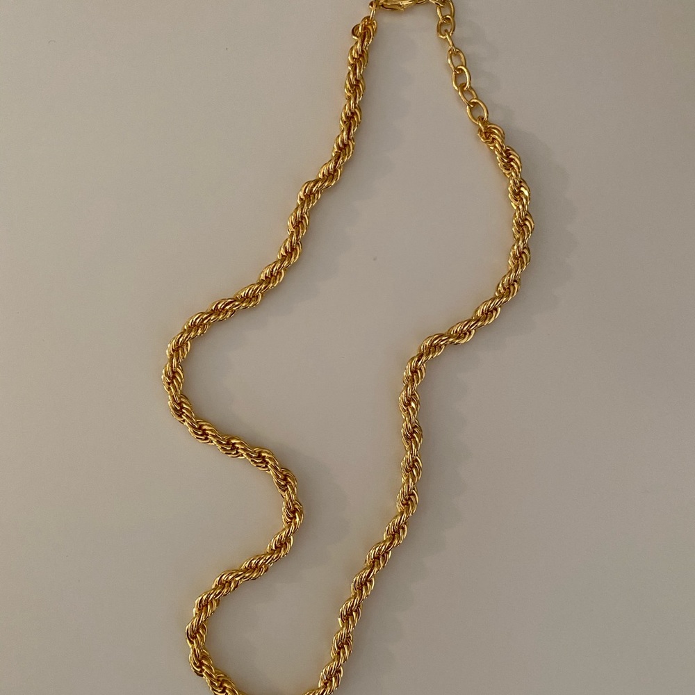 Chain necklace